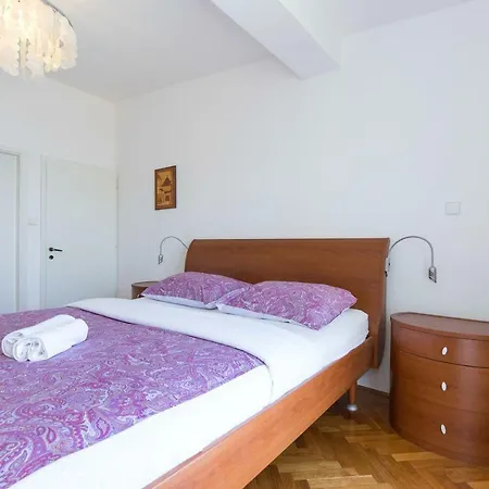 Villa Valica